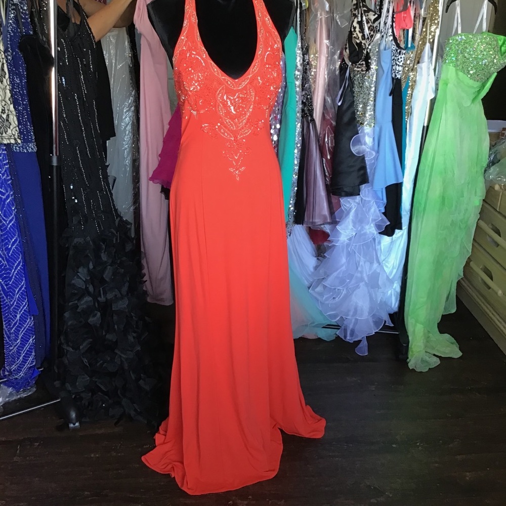 NIKI Dress